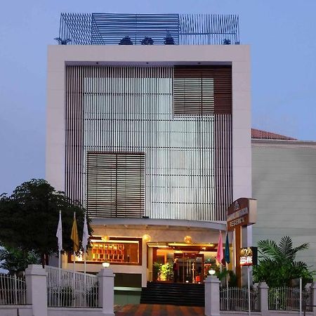 Ambalakkara Regency Hotel Kottārakara Eksteriør billede
