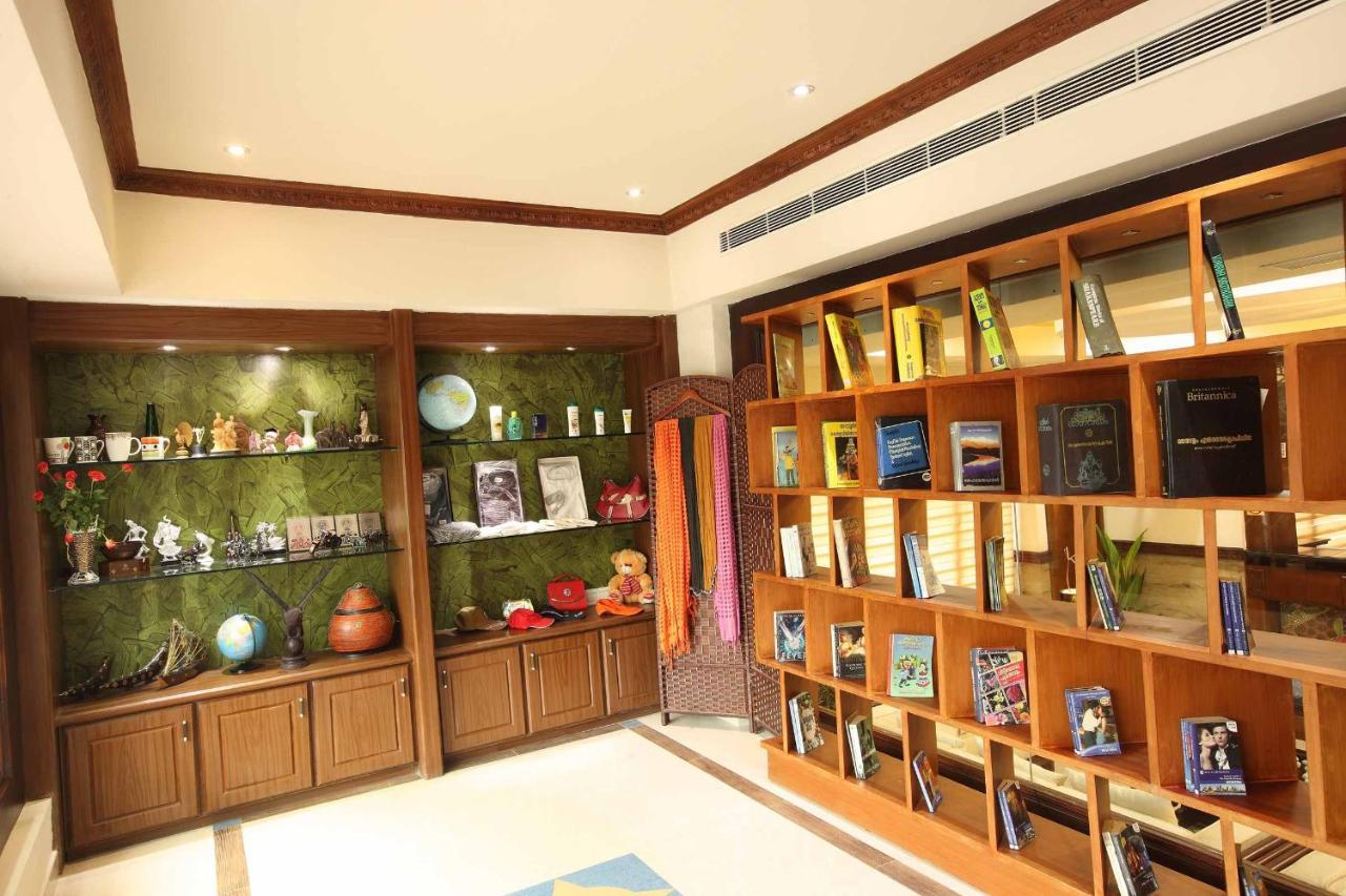 Ambalakkara Regency Hotel Kottārakara Eksteriør billede