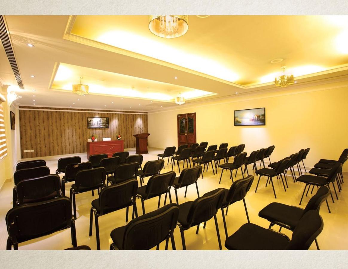 Ambalakkara Regency Hotel Kottārakara Eksteriør billede